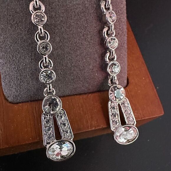 Givenchy Crystal Dangle Drop Earrings Vintage style - Picture 4 of 5
